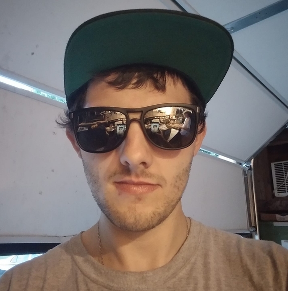 Meet your Posher, Aaron - Picture 1 of 1